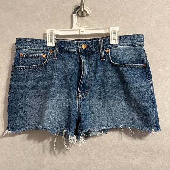 Madewell Classic Blue Jean Shorts size 31 - Picture 1 of 5